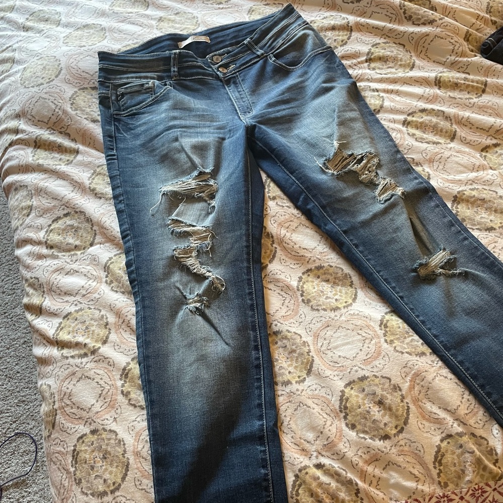 KanCan skinny jeans